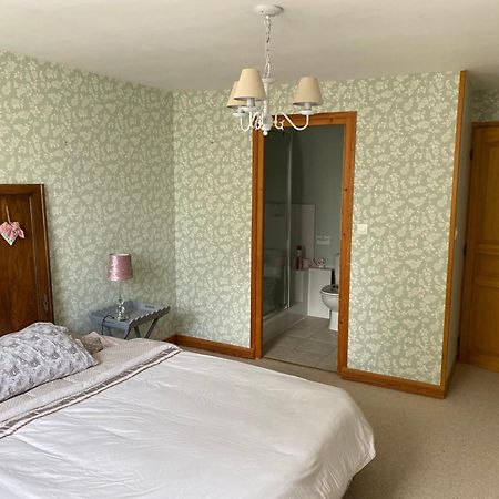 Chambre De Rose - Le Refuge Des Parachutistes - En Bordure Du Marais Neuville-au-Plain Eksteriør bilde