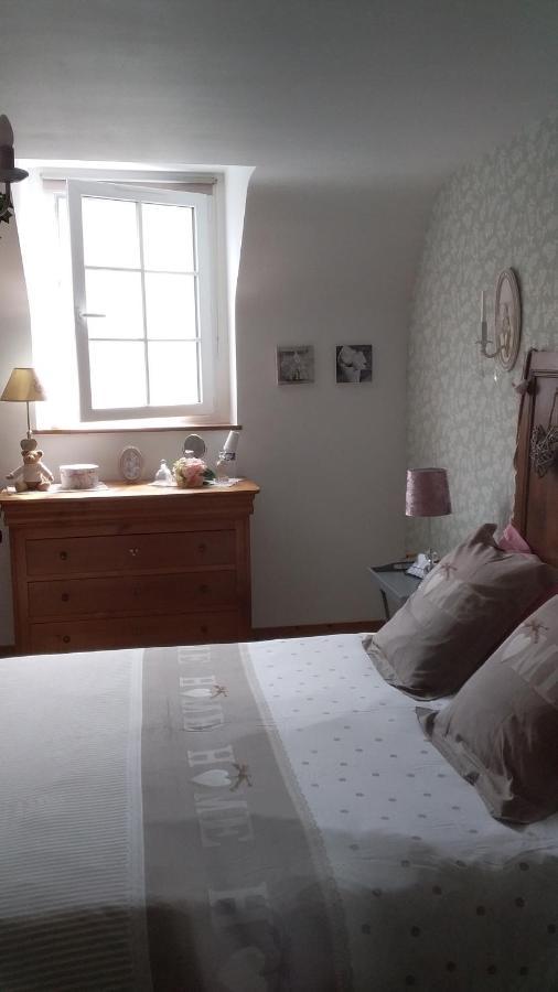 Chambre De Rose - Le Refuge Des Parachutistes - En Bordure Du Marais Neuville-au-Plain Eksteriør bilde
